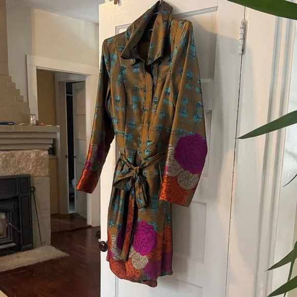 Samuel Dong Olive Green Satin Floral Wrap Dress Coatwith Purple & Orange Accents - Picture 4 of 9